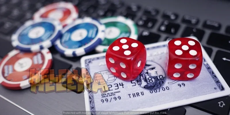 02-poker-dice-chips-casino.webp